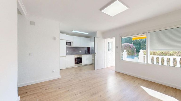 Property thumbnail 6