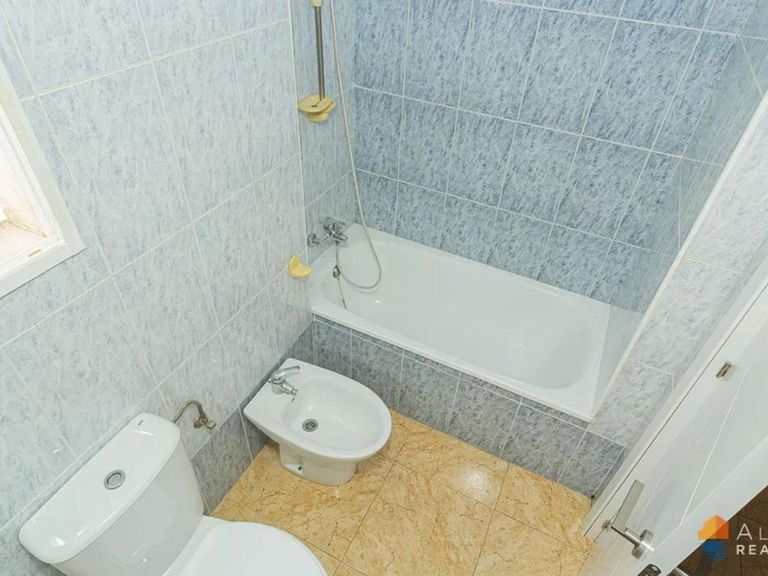 Property thumbnail 4