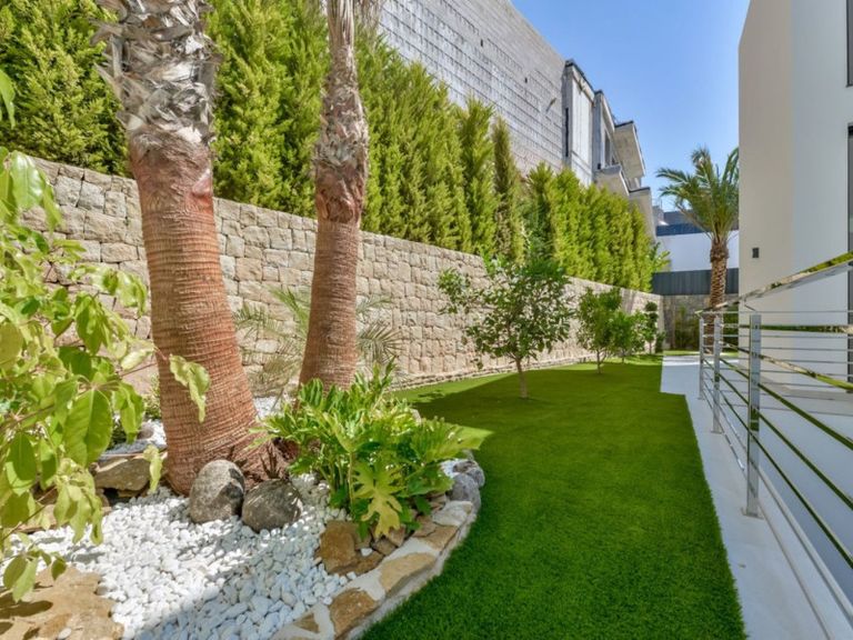 Property thumbnail 14
