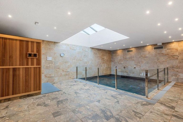 Property thumbnail 19