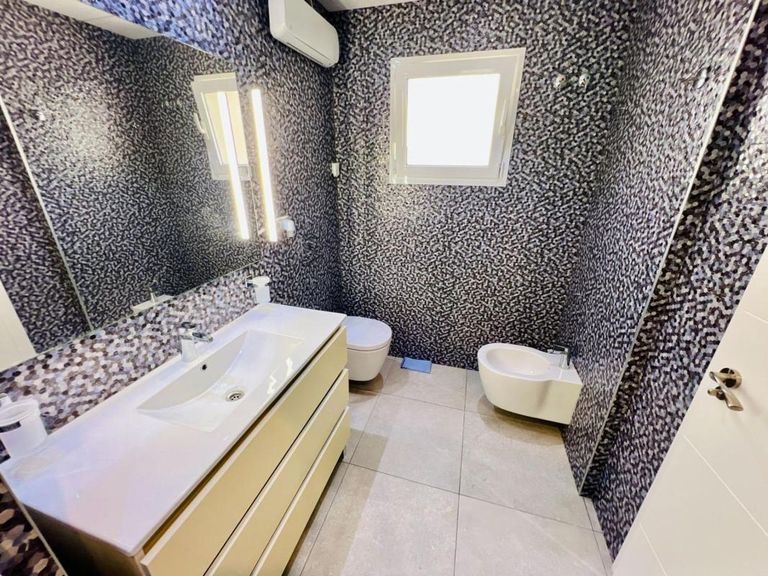 Property thumbnail 20