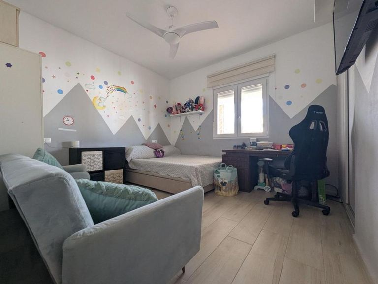 Property thumbnail 23