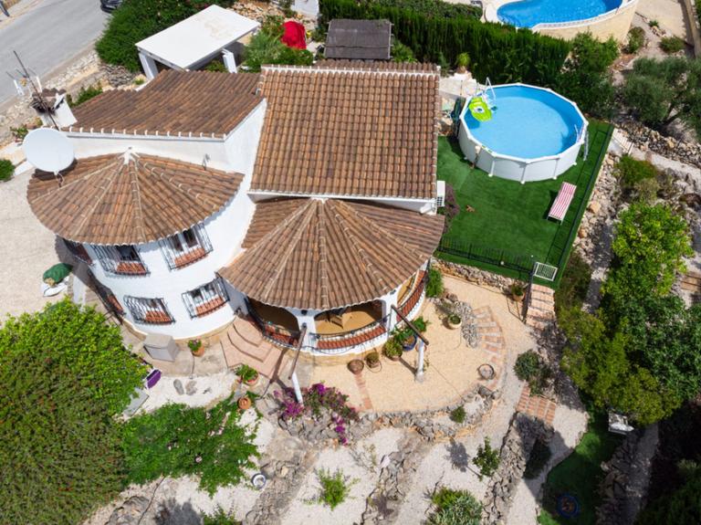 Property thumbnail 1