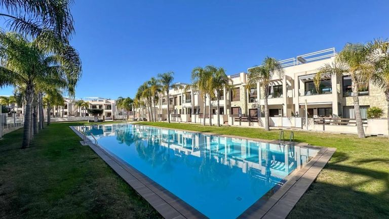 Property thumbnail 1