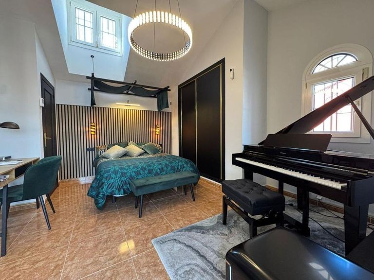 Property thumbnail 6