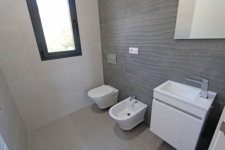 Property thumbnail 23