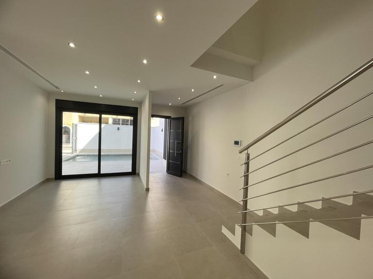 Property thumbnail 13