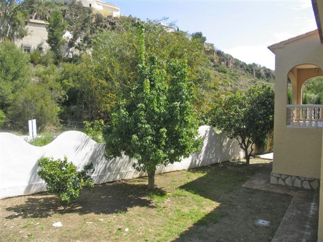 Property thumbnail 3