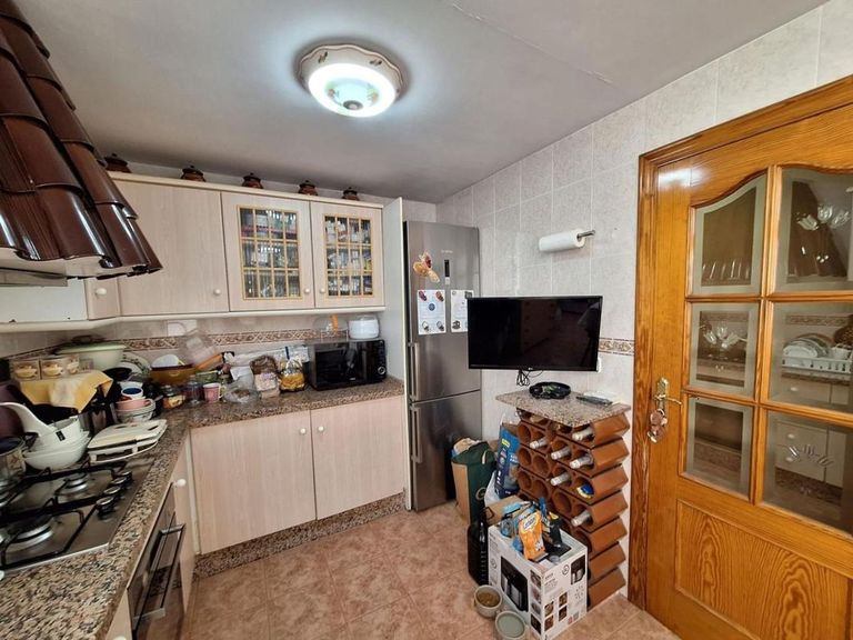 Property thumbnail 8