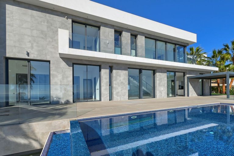 Property thumbnail 1