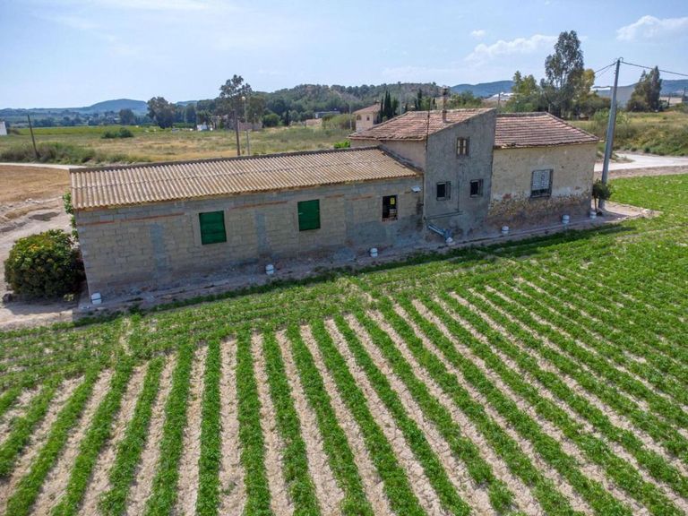 Property thumbnail 1