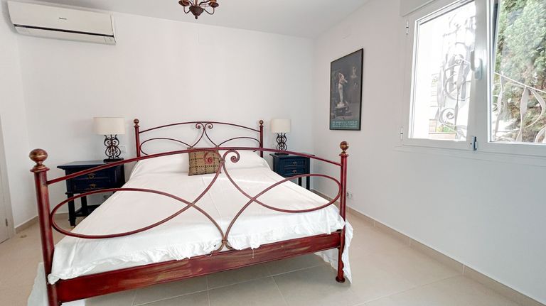 Property thumbnail 12
