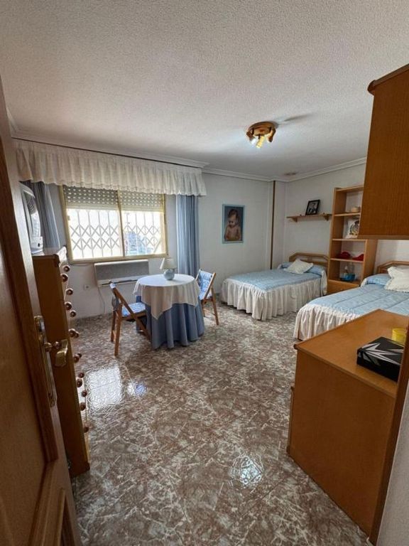 Property thumbnail 16