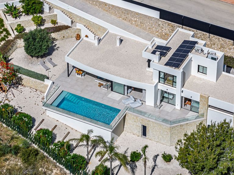 Property thumbnail 2