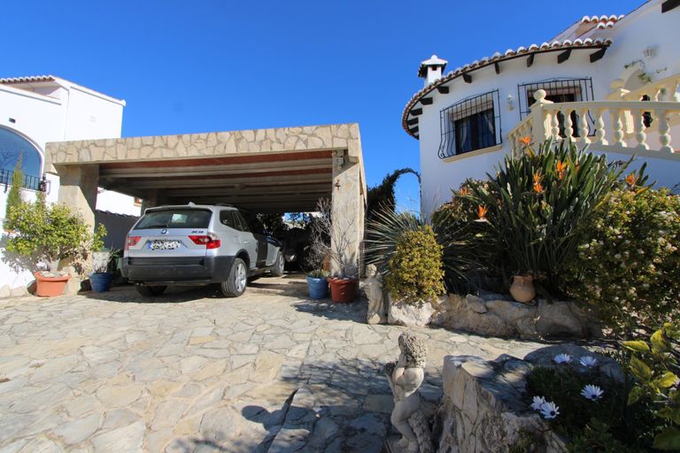 Property thumbnail 36