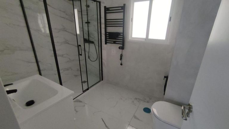 Property thumbnail 16