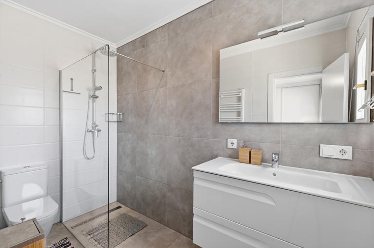Property thumbnail 48