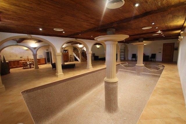 Property thumbnail 11