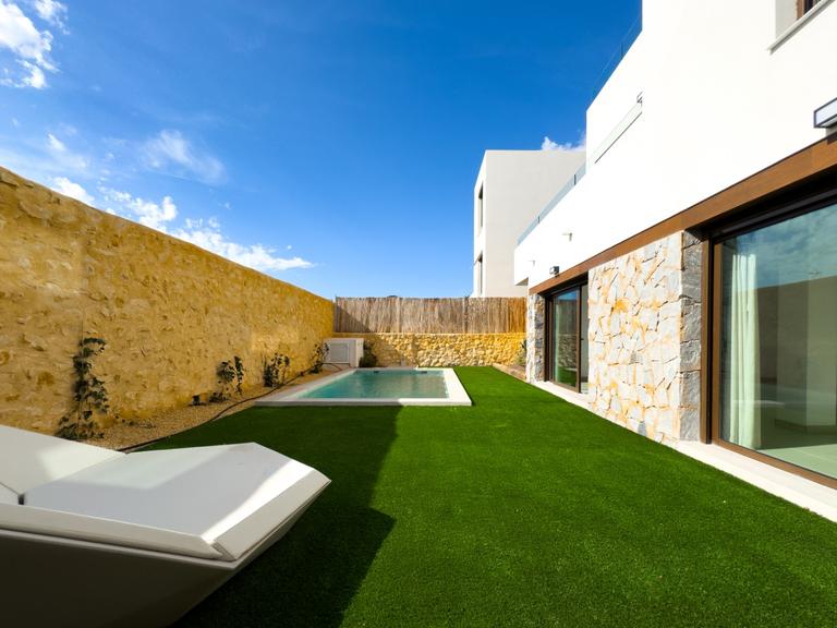 Property thumbnail 4