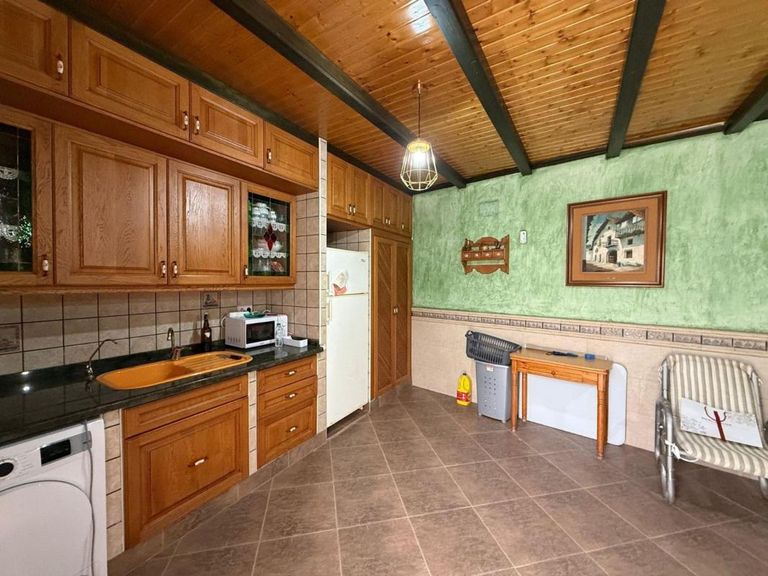 Property thumbnail 15