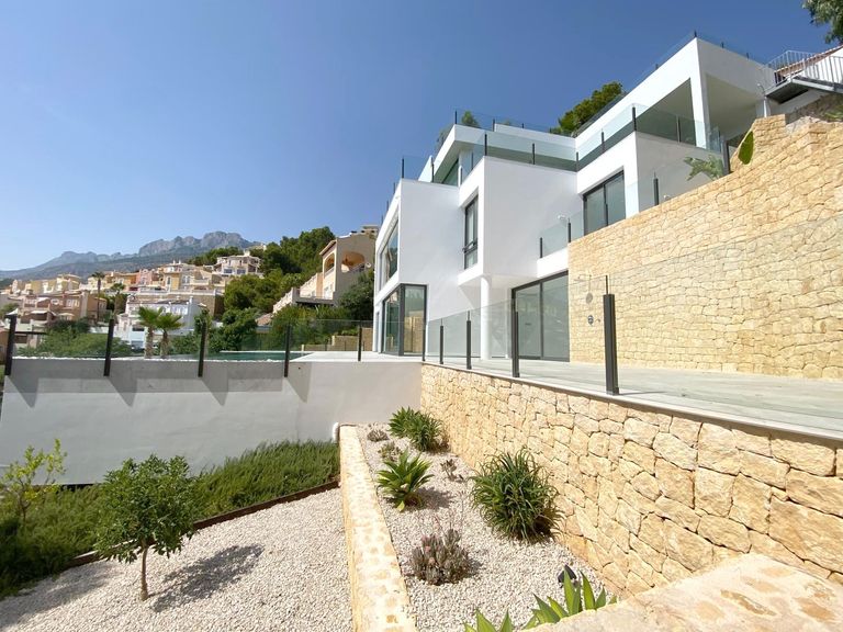 Property thumbnail 36