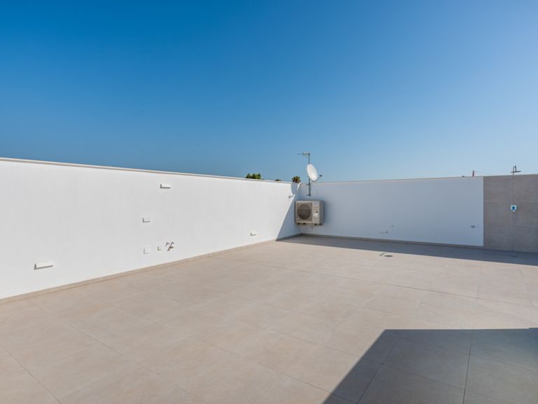 Property thumbnail 23
