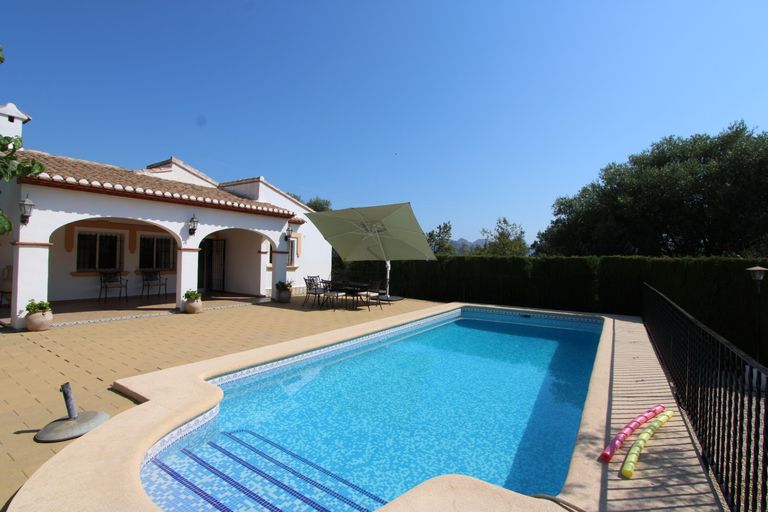 Property thumbnail 1