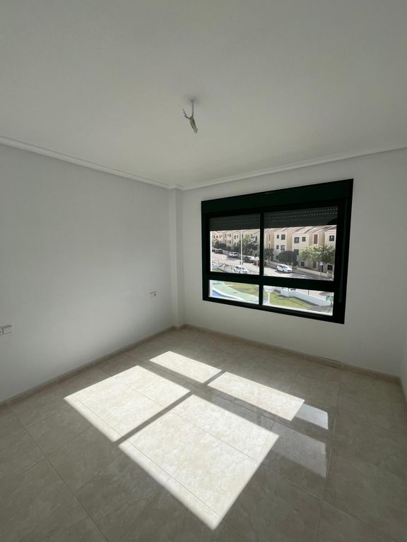 Property thumbnail 17