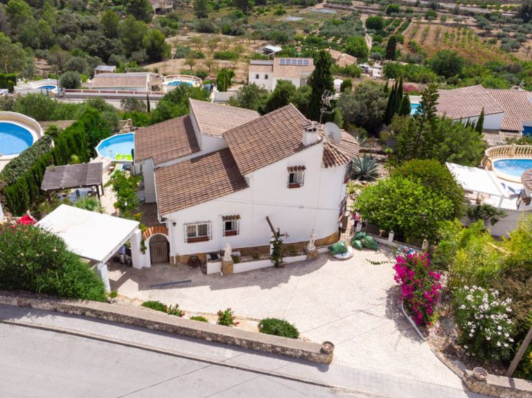 Property thumbnail 1