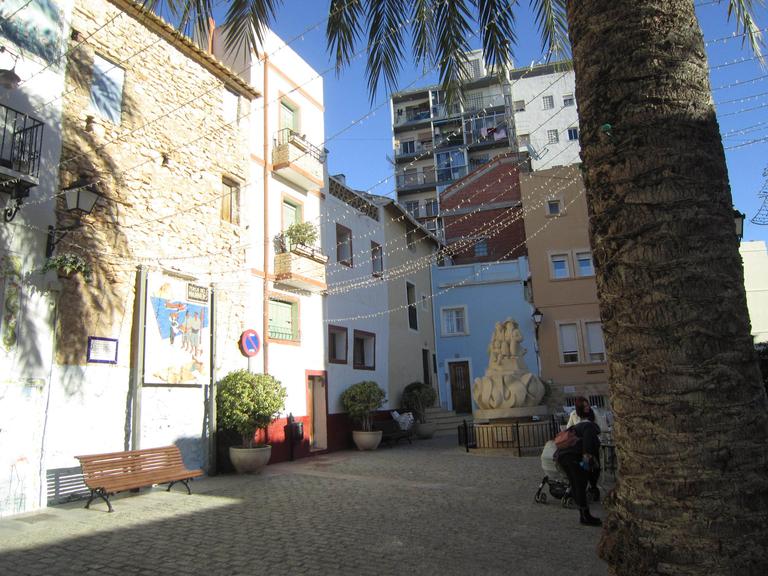 Property thumbnail 2