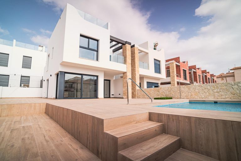 Property thumbnail 9