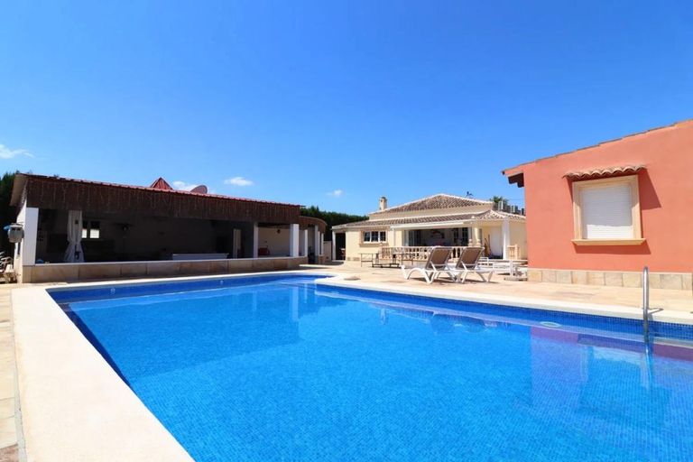 Property thumbnail 19