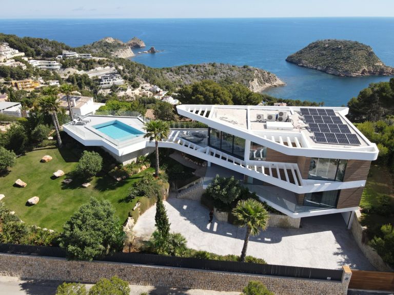 Property thumbnail 3