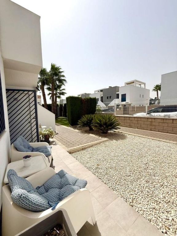 Property thumbnail 11