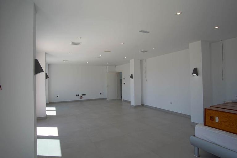 Property thumbnail 23