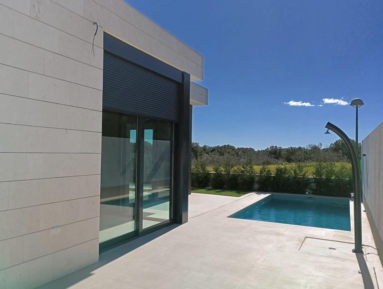 Property thumbnail 9