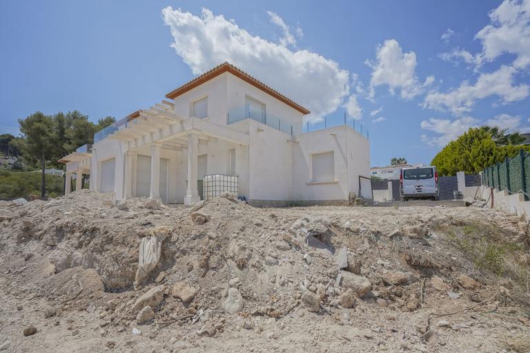 Property thumbnail 1