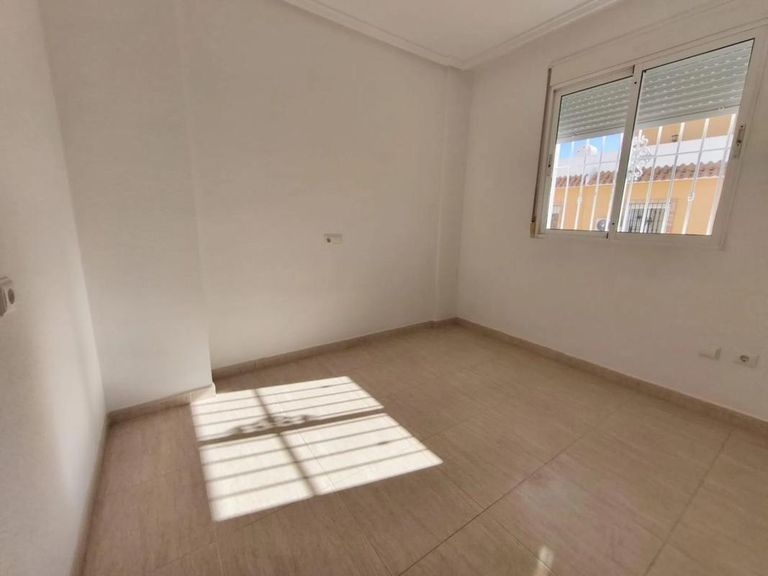 Property thumbnail 13