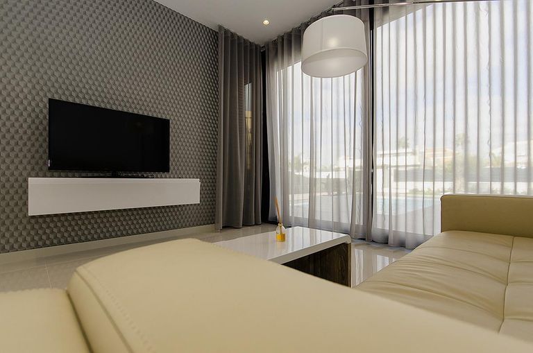 Property thumbnail 7