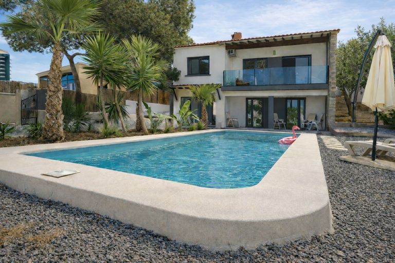 5 bedroom House / Villa in Costa Blanca, Costa Blanca - Property VC50691