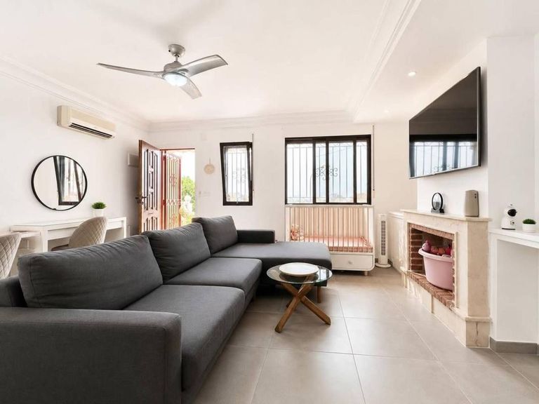 Property thumbnail 3