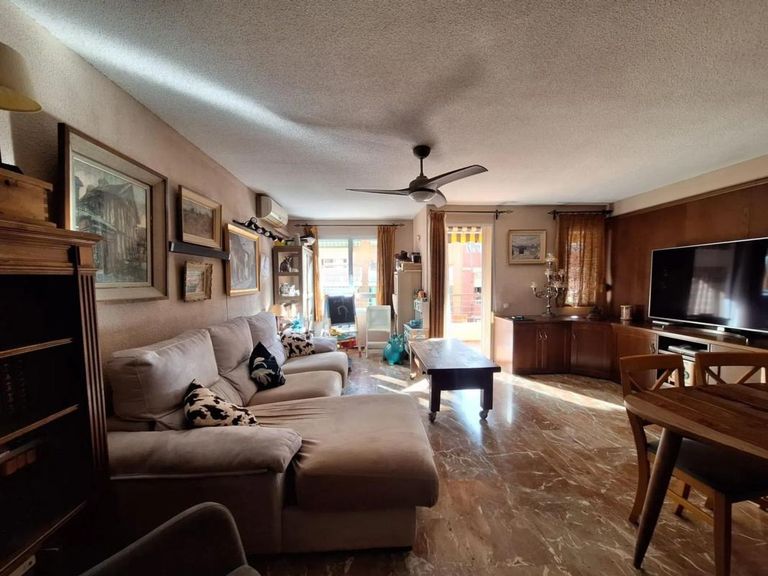 Property thumbnail 1