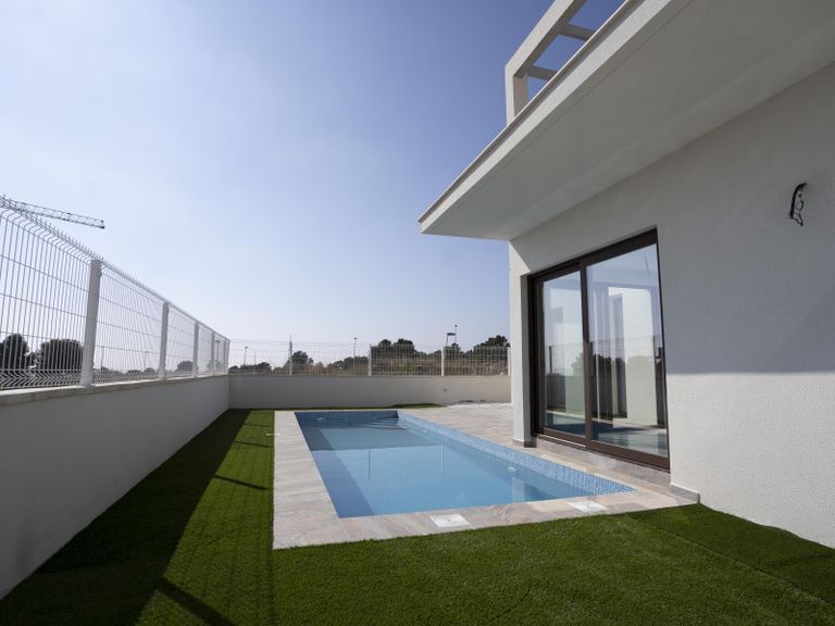 Property thumbnail 11