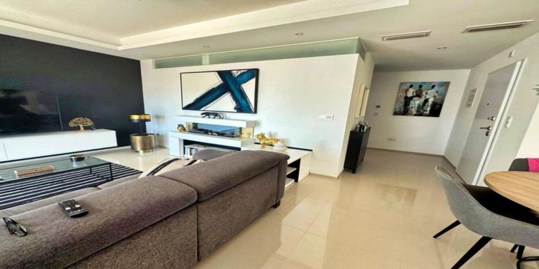 Property thumbnail 9