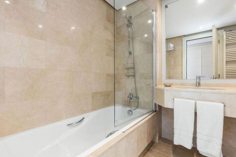 Property thumbnail 14