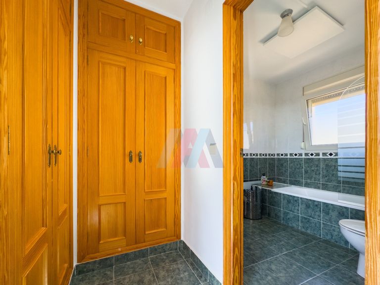Property thumbnail 34