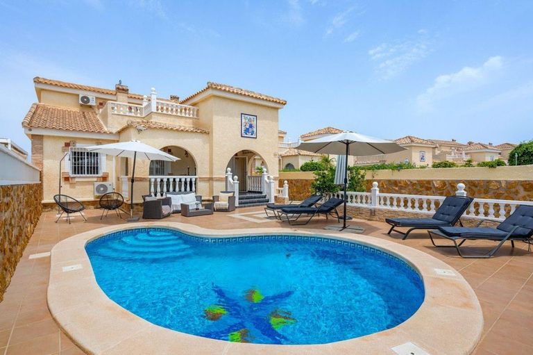 Property thumbnail 1