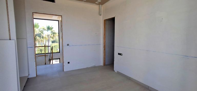 Property thumbnail 9