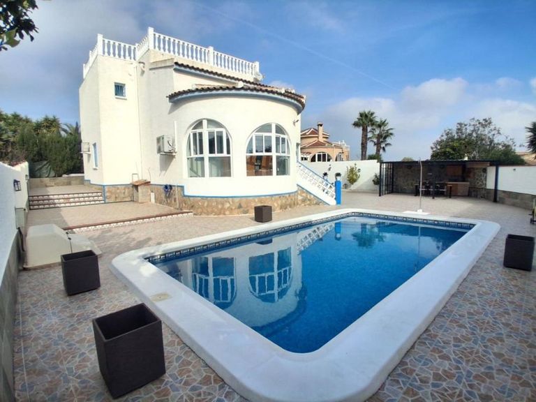 Property thumbnail 1