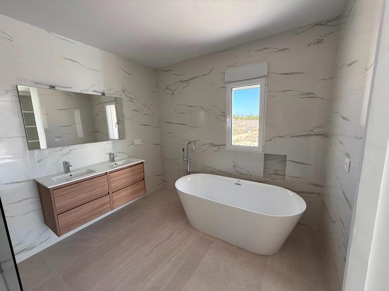 Property thumbnail 11